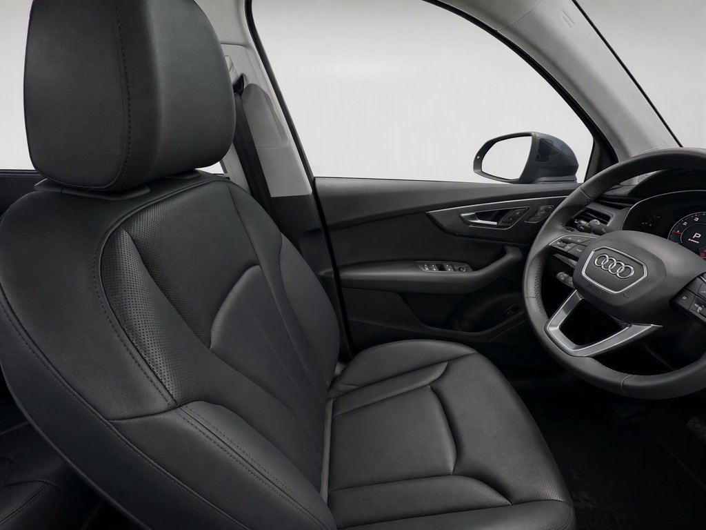 Used 2020 Audi Q7 3.0T Prestige w/ Prestige Package AWD/4WD image 11