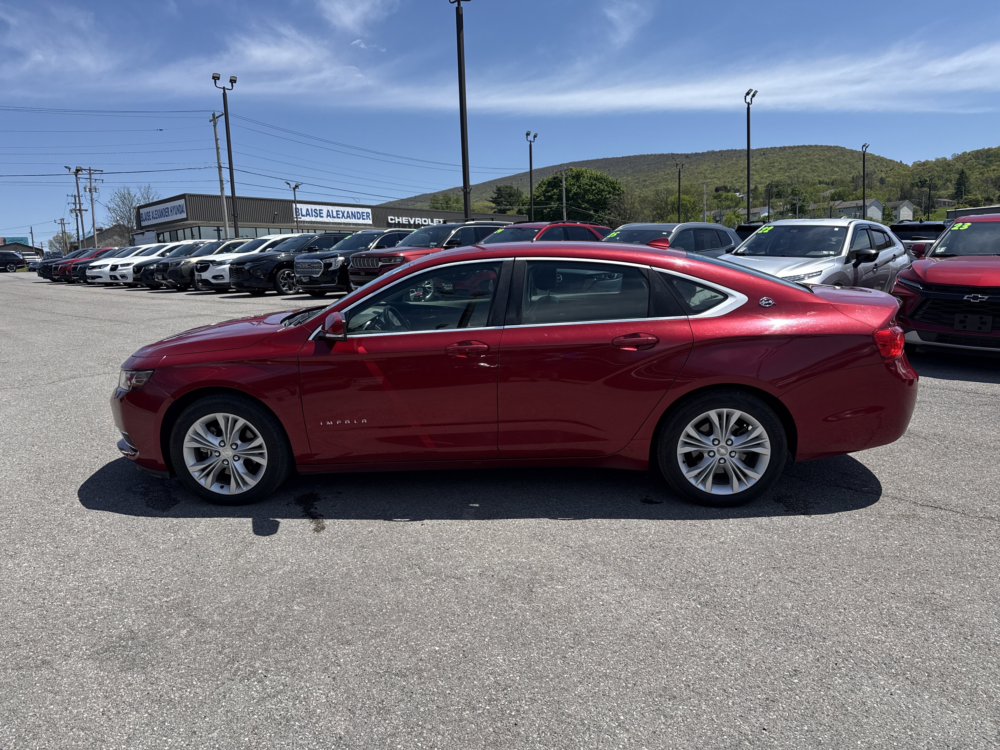 Used 2014 Chevrolet Impala LT w/ Convenience Package FWD image 6