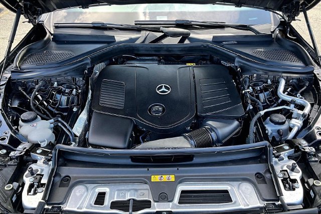 Certified 2023 Mercedes-Benz GLC 300 4MATIC image 25