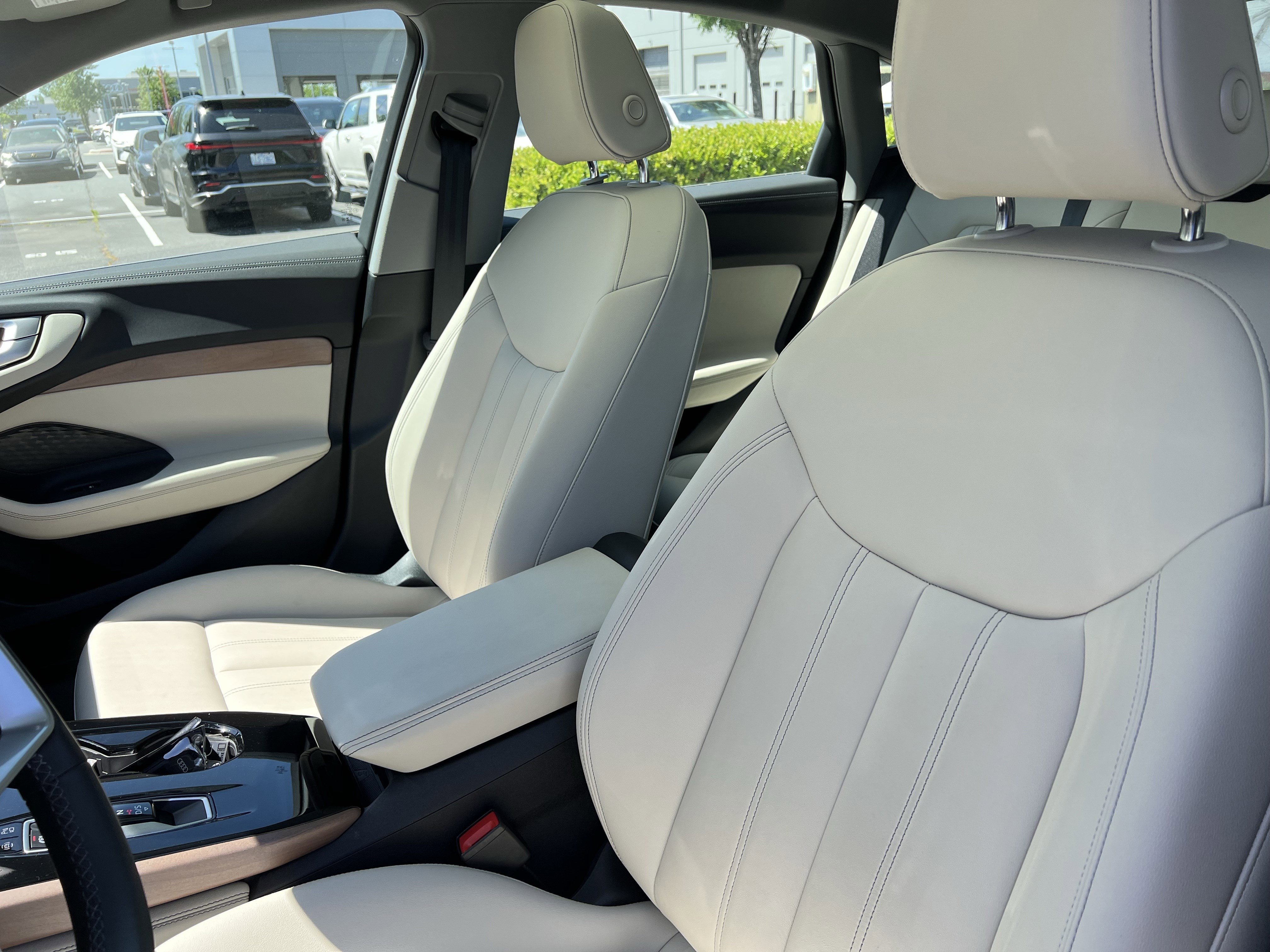 Used 2025 Audi A5 2.0T Premium w/ Convenience Package AWD/4WD image 16