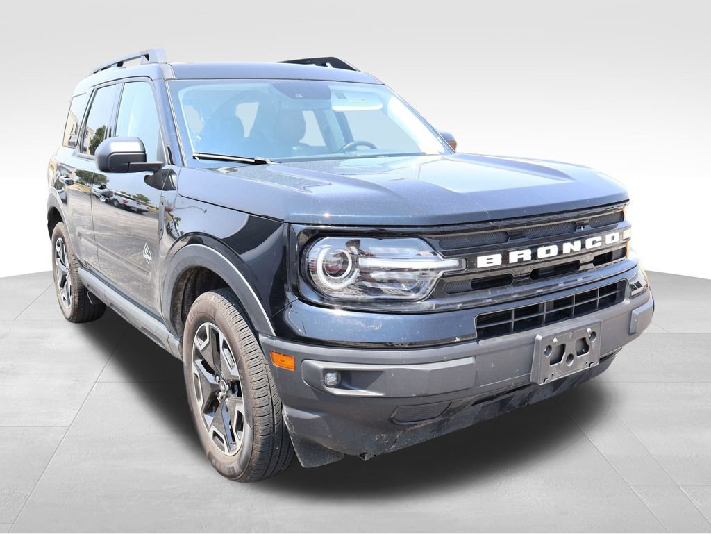 Used 2024 Ford Bronco Sport Outer Banks w/ Tech Package AWD/4WD image 12