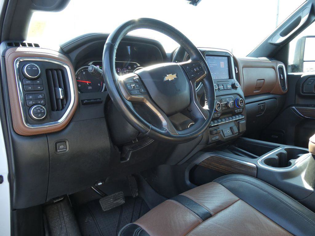 New 2023 Chevrolet Silverado 2500 High Country w/ Z71 Off-Road Package AWD/4WD image 24