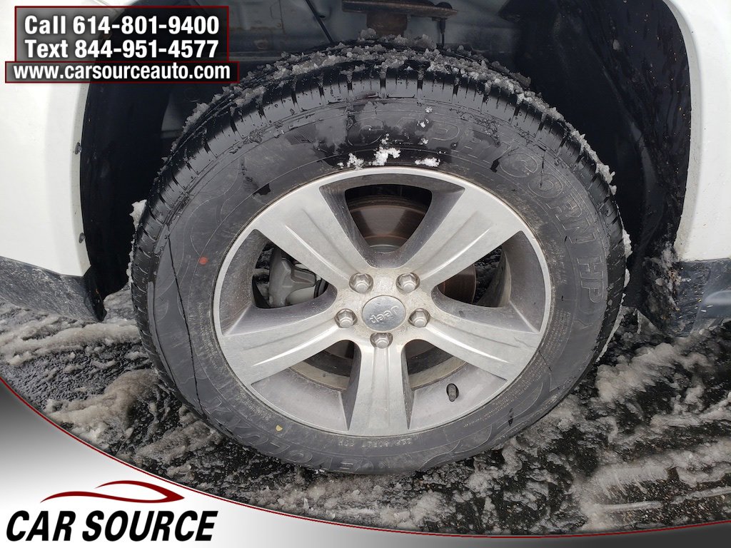 Used 2017 Jeep Compass High Altitude image 24