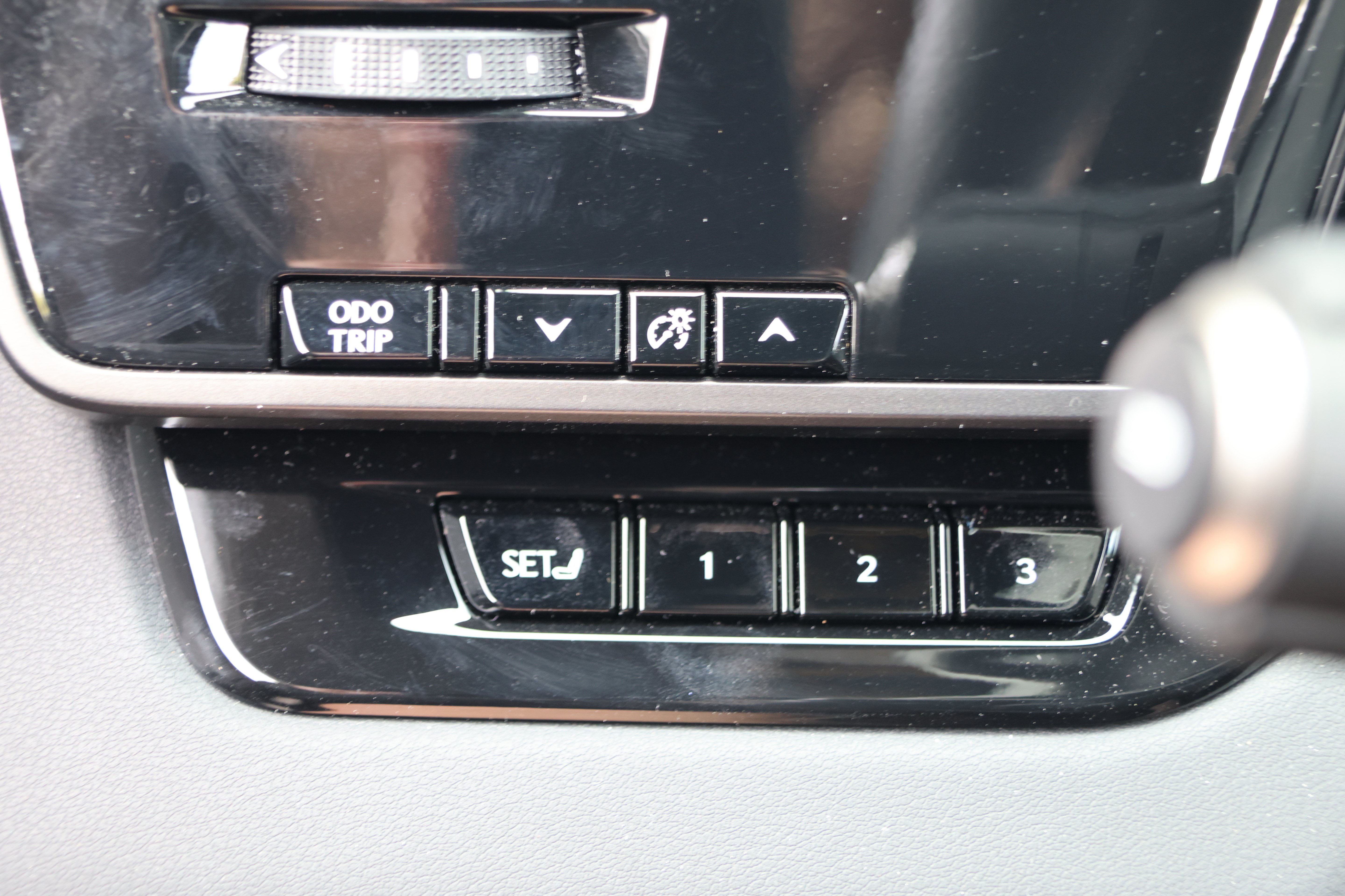 Used 2025 Lexus RX 350 Premium Plus w/ Convenience Package FWD image 14