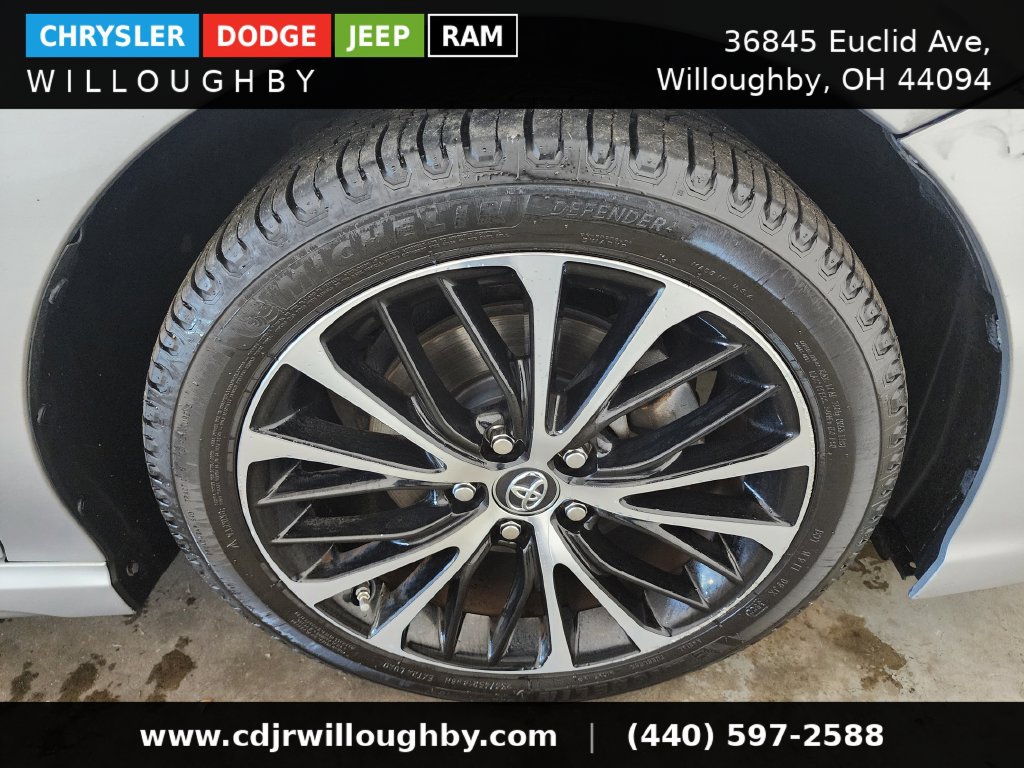Used 2018 Toyota Camry SE w/ Audio Package FWD image 43