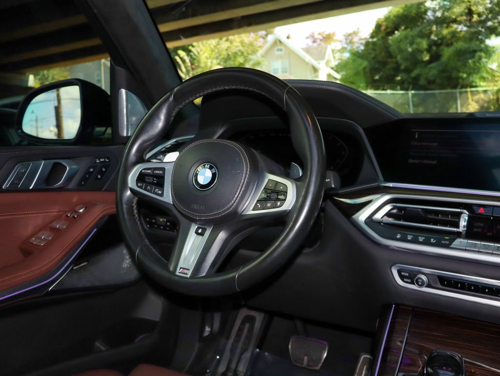 Used 2021 BMW X7 M50i w/ Dynamic Handling Package AWD/4WD image 22
