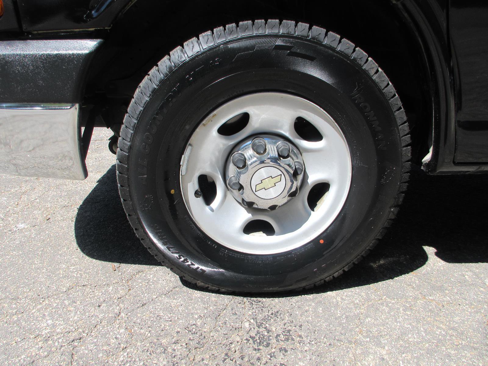 Used 2013 Chevrolet Express 3500 LT w/ LT Preferred Equipment Group RWD image 26