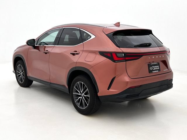 Used 2025 Lexus NX 250 FWD w/ Towing Package (2000 Lbs) image 9