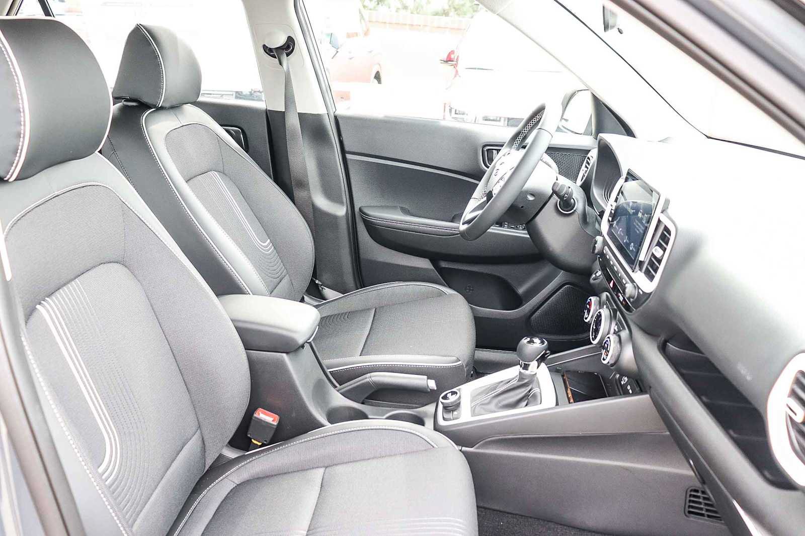 New 2026 Hyundai Venue SEL FWD image 23