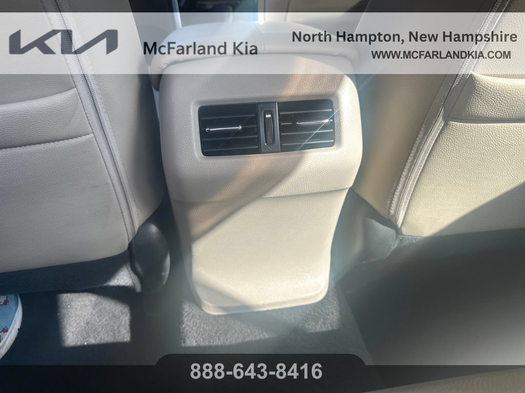 Used 2016 Honda Accord Touring image 18