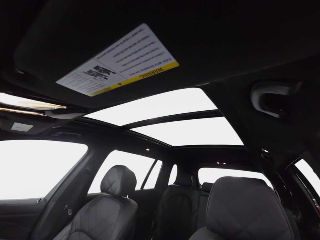 Certified 2023 BMW X7 xDrive40i w/ M Sport Package image 25