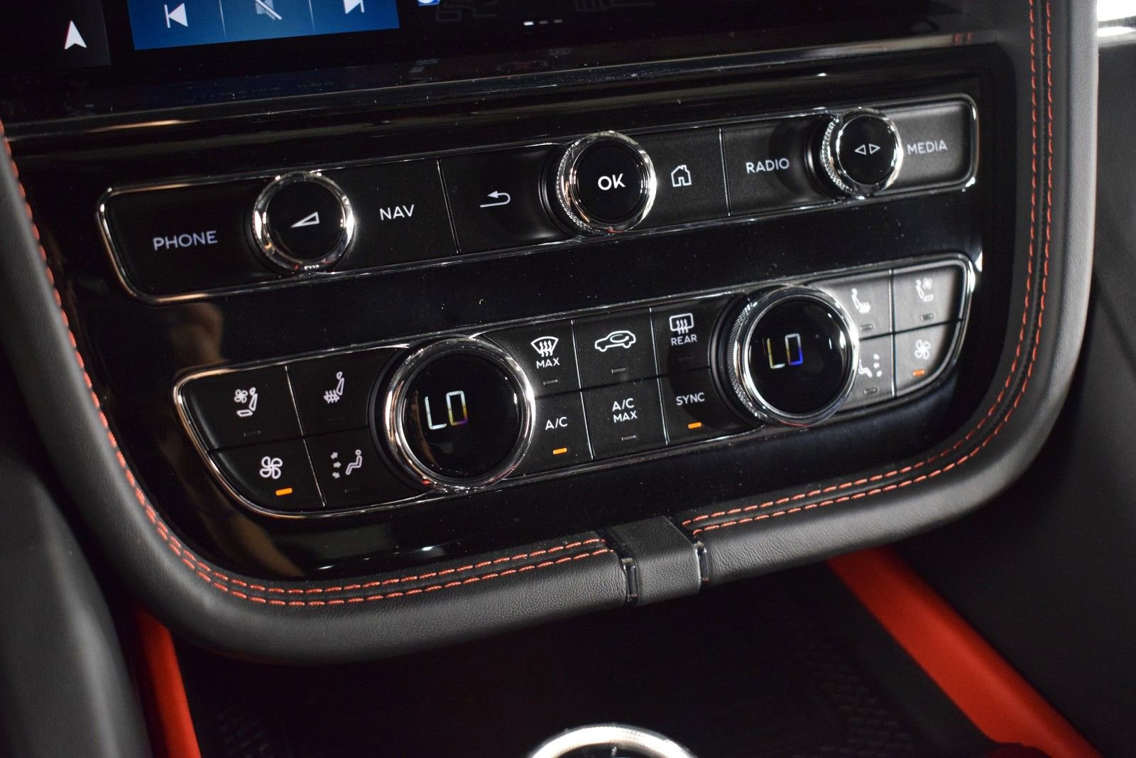 New 2025 Bentley Bentayga AWD/4WD image 34