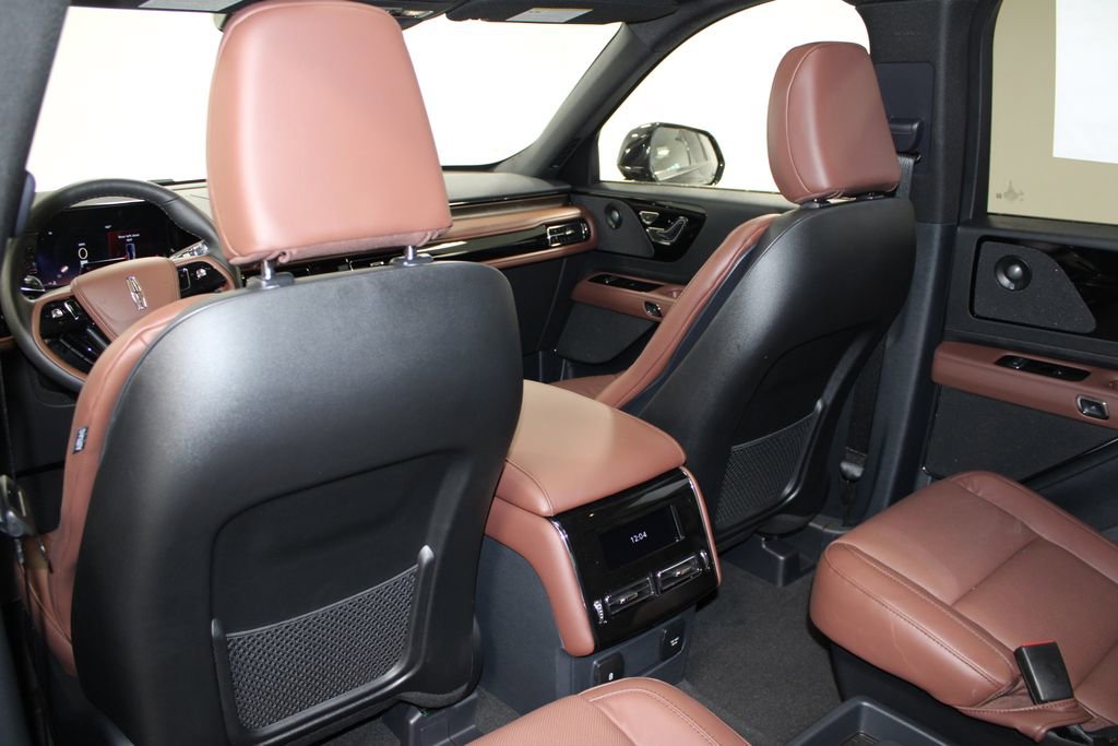 New 2026 Lincoln Aviator Reserve image 27