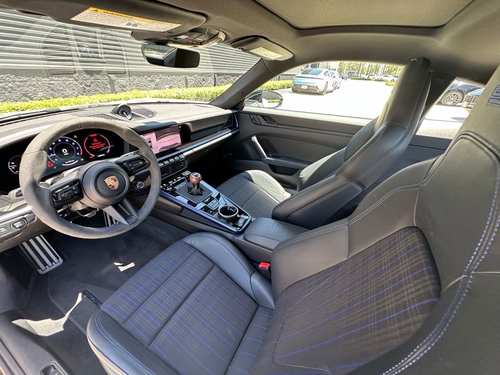Certified 2026 Porsche 911 Carrera T RWD image 4