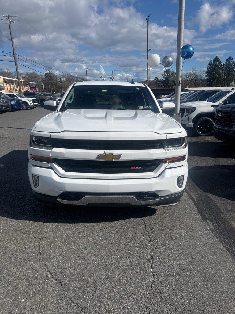 Used 2019 Chevrolet Silverado 1500 LT w/ All Star Edition AWD/4WD image 2