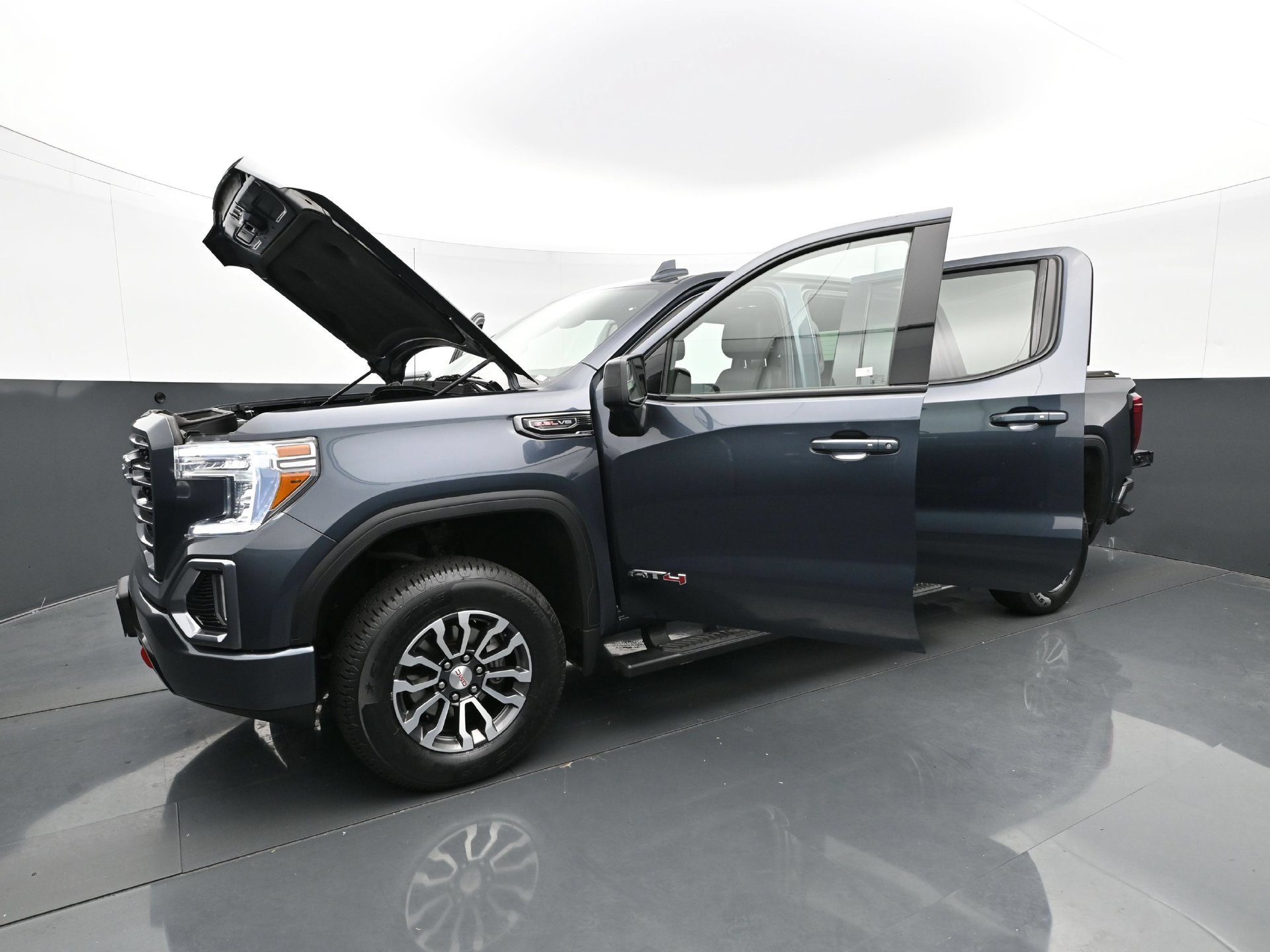 Used 2021 GMC Sierra 1500 AT4 w/ Off-Road Performance Package AWD/4WD image 34