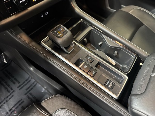 Used 2022 Nissan Pathfinder SL w/ SL Premium Package image 23