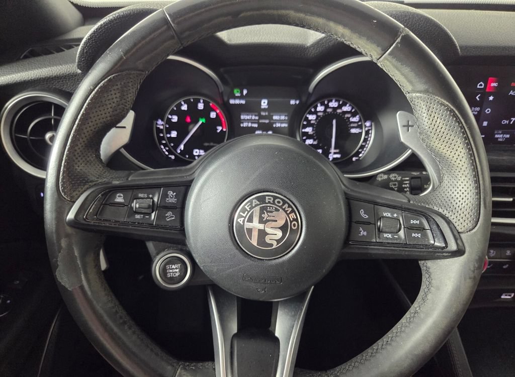 Used 2023 Alfa Romeo Stelvio Sprint RWD image 15