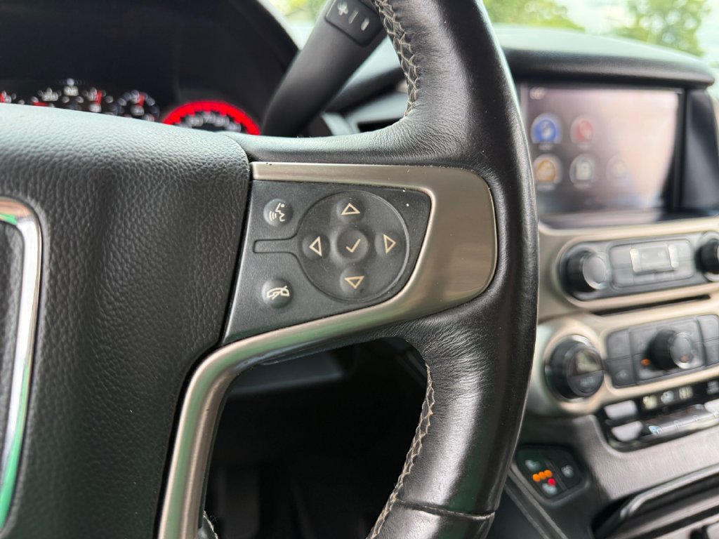 Used 2016 GMC Yukon Denali w/ Open Road Package AWD/4WD image 15