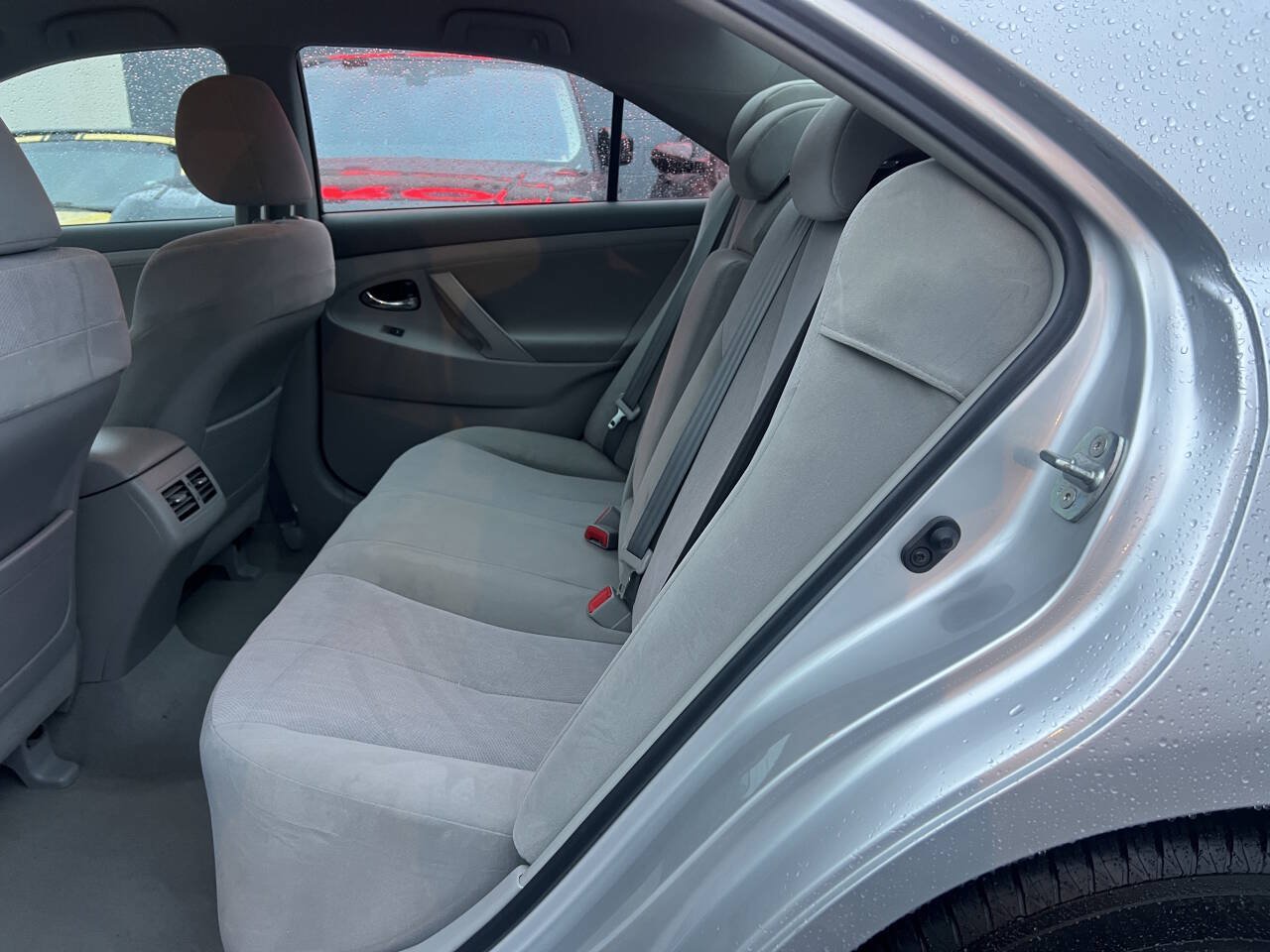 Used 2011 Toyota Camry Hybrid FWD image 8