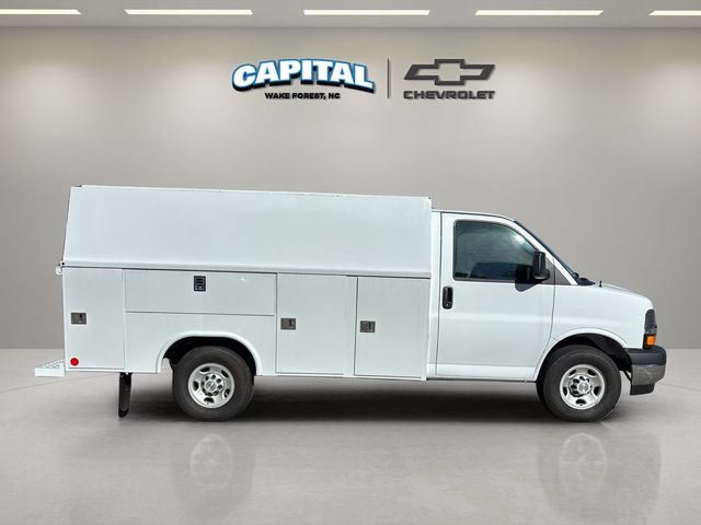 New 2025 Chevrolet Express 3500 w/ Power Convenience Package RWD image 13