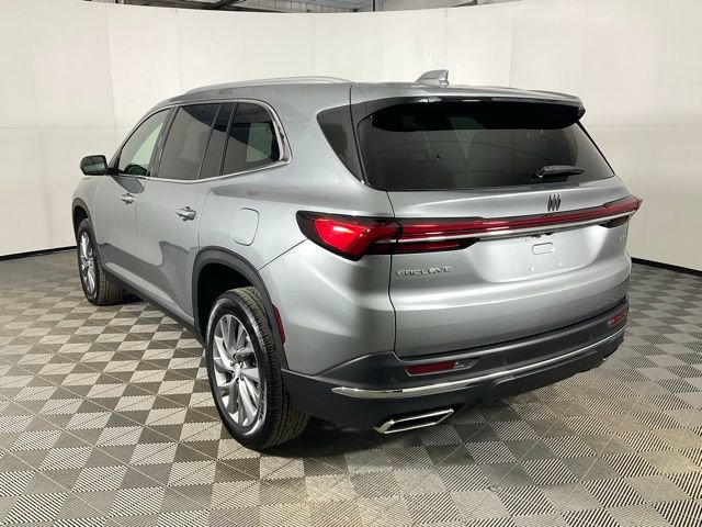 Used 2025 Buick Enclave Preferred image 4