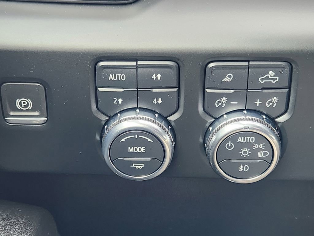 Certified 2023 GMC Sierra 1500 AT4 w/ AT4 Premium Package image 30