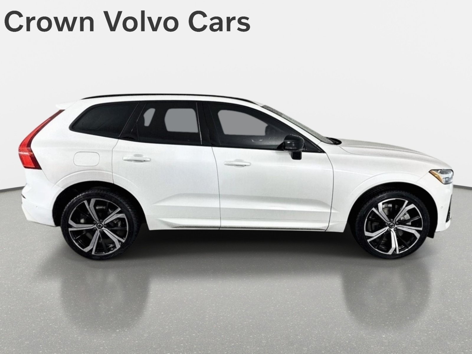 Used 2023 Volvo XC60 B6 Ultimate w/ Protection Package Premier AWD/4WD image 5