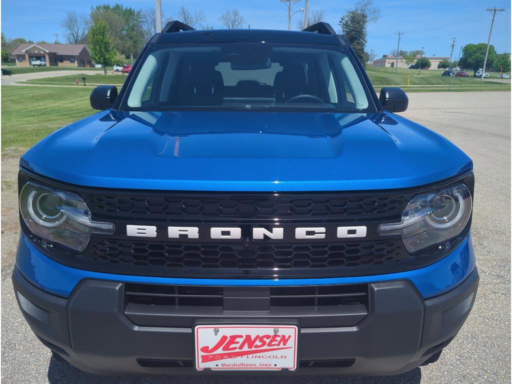 New 2025 Ford Bronco Sport Outer Banks image 2