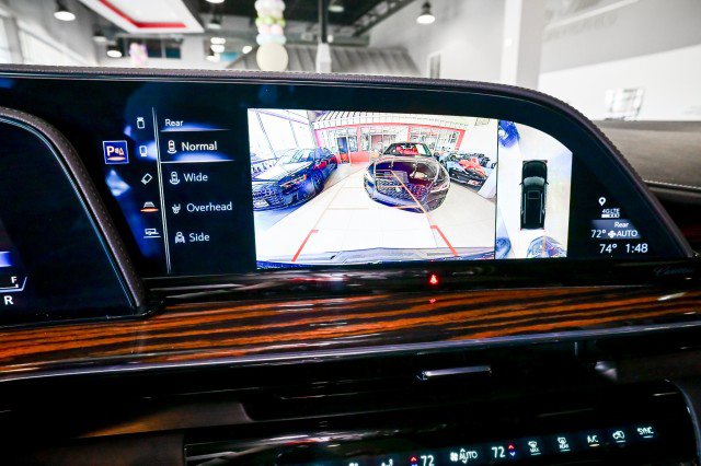 Used 2023 Cadillac Escalade ESV Premium Luxury image 43