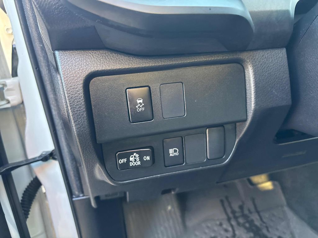 Used 2023 Toyota Tacoma SR w/ SR Convenience Package image 14