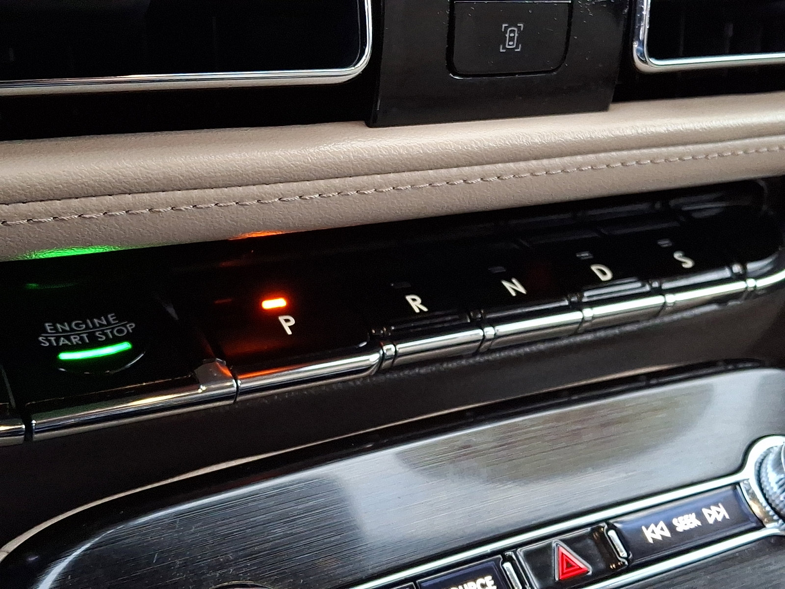 Certified 2021 Lincoln Nautilus AWD w/ Equipment Group 101A image 16