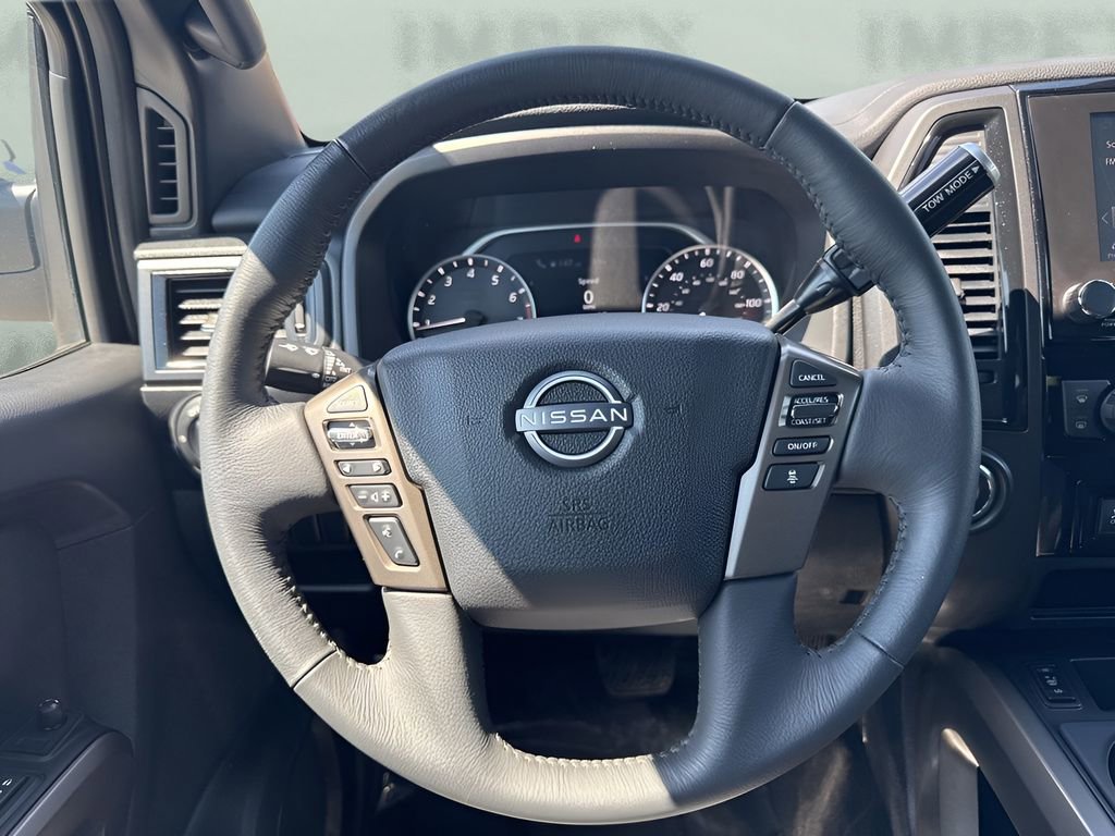 Used 2024 Nissan Titan SV w/ SV Bronze Edition Package image 13