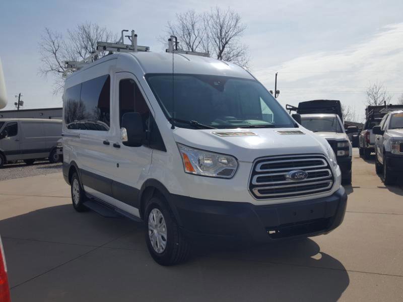 Used 2017 Ford Transit 150 XLT RWD image 5