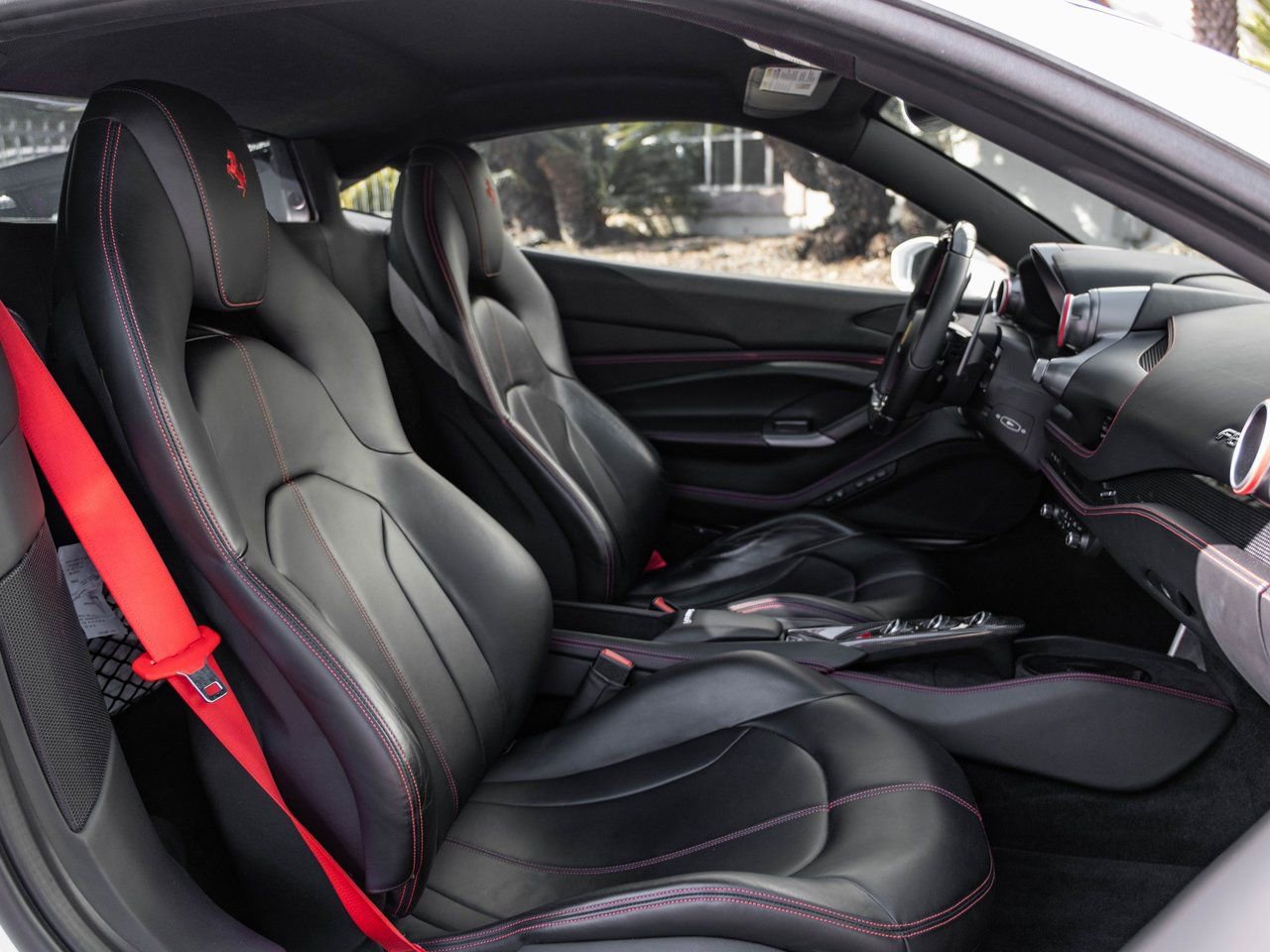 Used 2020 Ferrari F8 Tributo image 37