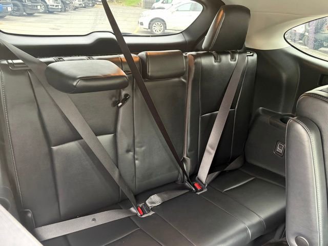 Used 2022 Toyota Highlander Platinum AWD/4WD image 35