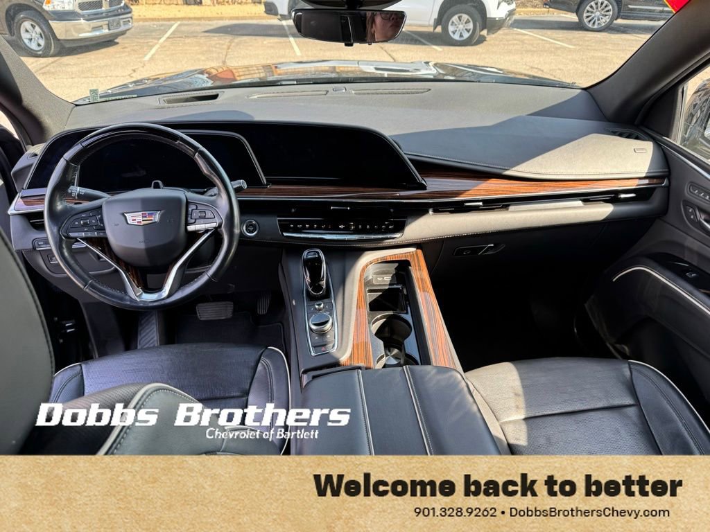 Used 2023 Cadillac Escalade Premium Luxury image 11