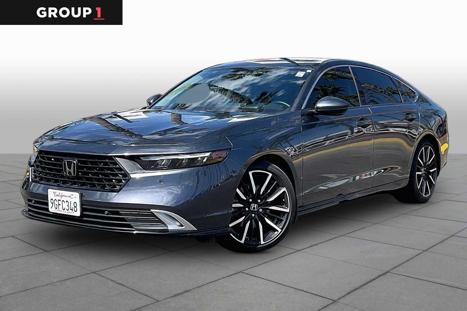 Used 2023 Honda Accord Touring image 1