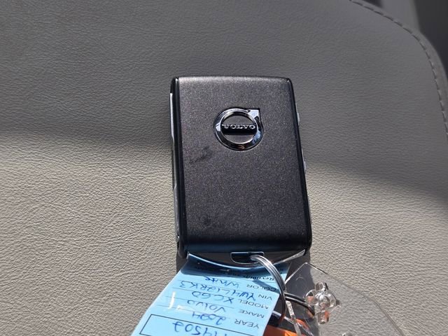 Used 2024 Volvo XC60 B5 Core image 23