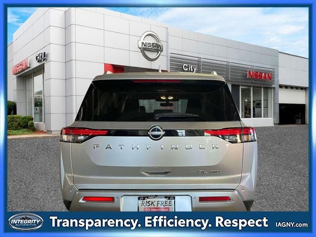 Certified 2025 Nissan Pathfinder SL AWD/4WD image 6