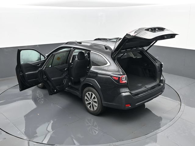 Used 2024 Subaru Outback Premium AWD/4WD image 29