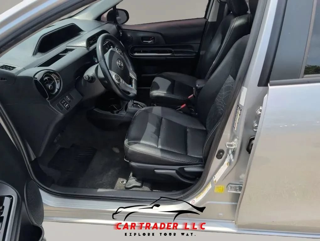 Used 2015 Toyota Prius C Four FWD image 21
