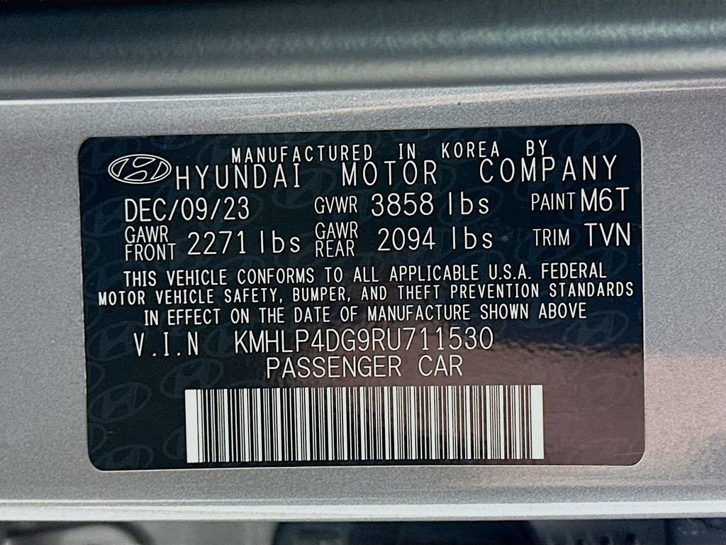Certified 2024 Hyundai Elantra Limited image 33