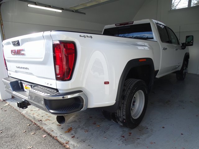 Certified 2023 GMC Sierra 3500 SLT w/ SLT Preferred Package image 24