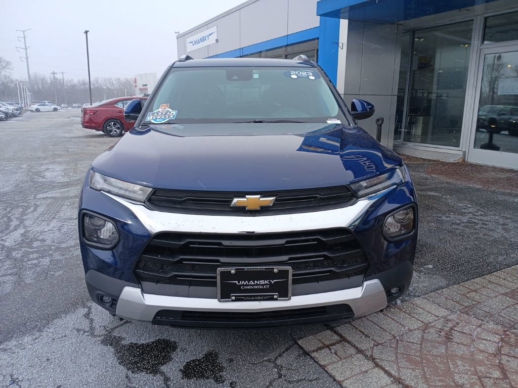 Used 2023 Chevrolet TrailBlazer LT w/ Convenience Package image 3