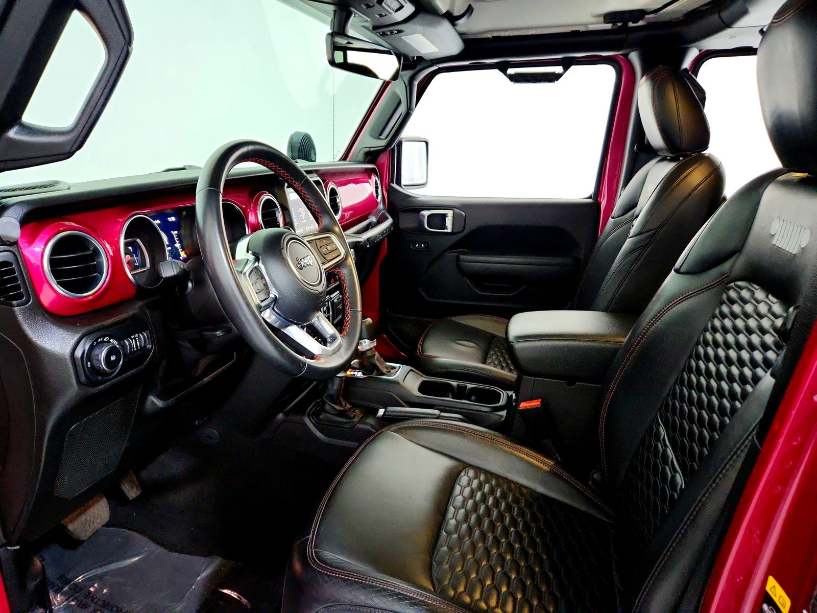 Used 2021 Jeep Wrangler Unlimited Rubicon w/ Xtreme Recon 35" Tire Package image 8