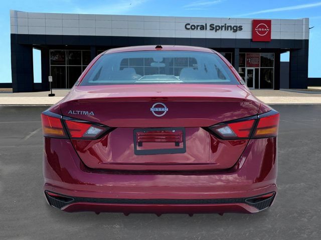 New 2026 Nissan Altima 2.5 SV FWD image 4