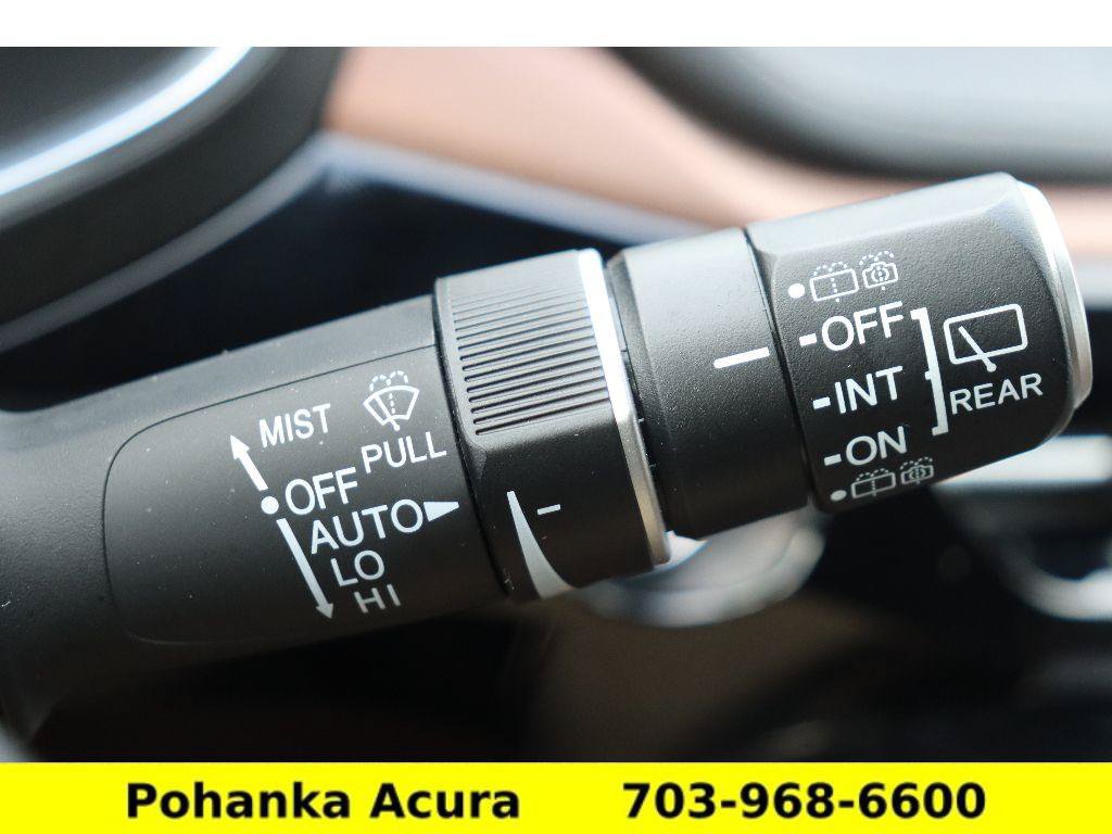 Certified 2024 Acura MDX SH-AWD w/ Technology Package image 11