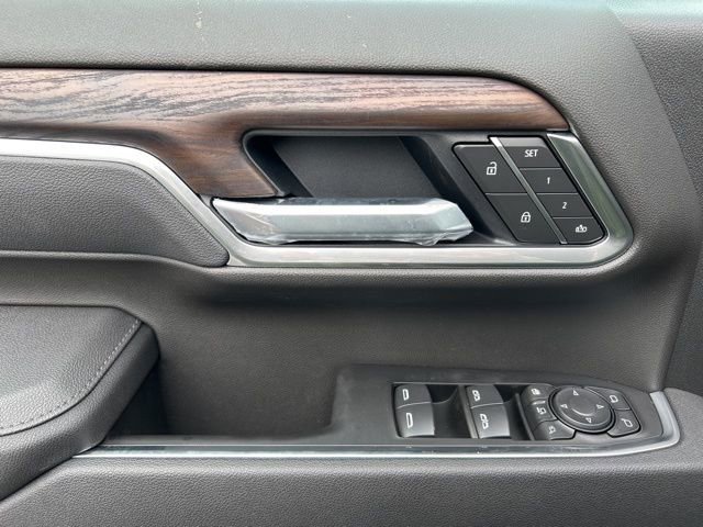 New 2026 GMC Sierra 3500 SLT image 12