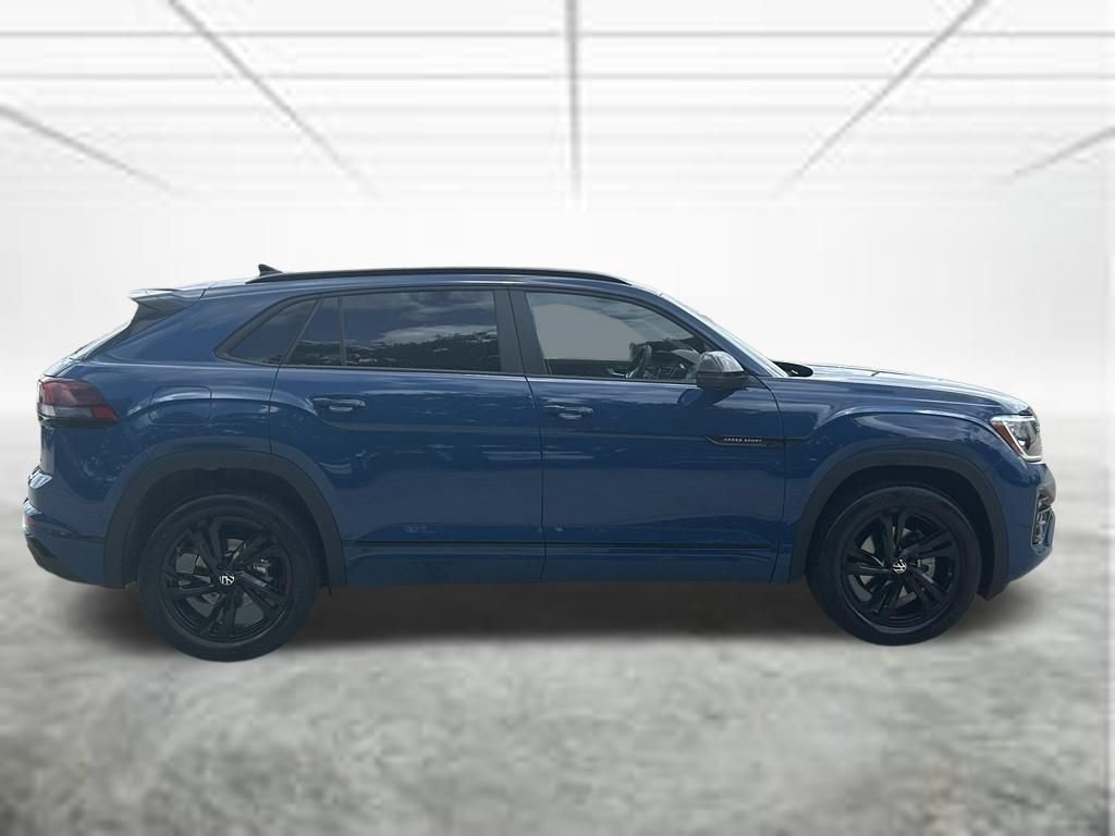 New 2026 Volkswagen Atlas Cross Sport SEL R-Line AWD/4WD image 6